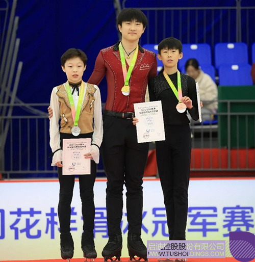 1712458555565467.jpg 男单c.jpg